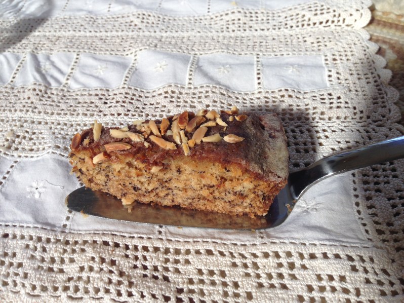 Bananas maduras? não deite fora. Este bolo é uma delícia