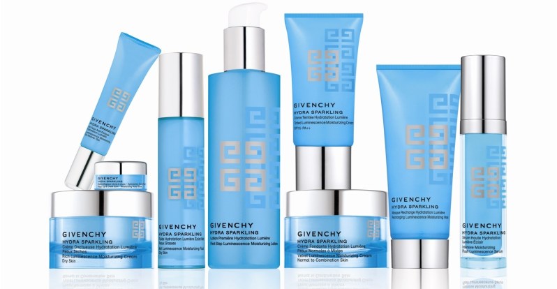 Da linha Hydra Sparkling de Givenchy,  desenvolvida no sentido de garantir uma perfeita hidratação da pele, destaque para o "Multiprotective Luminescence Moiturizing Fluid SPF 30" que combina hidratação e multiprotecção, de uma forma continua e duradoura (pvp:€54,50) 