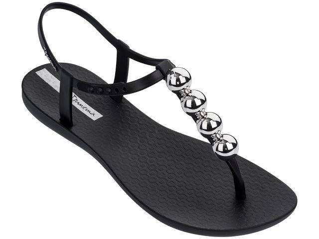 Com os pés no Verão.